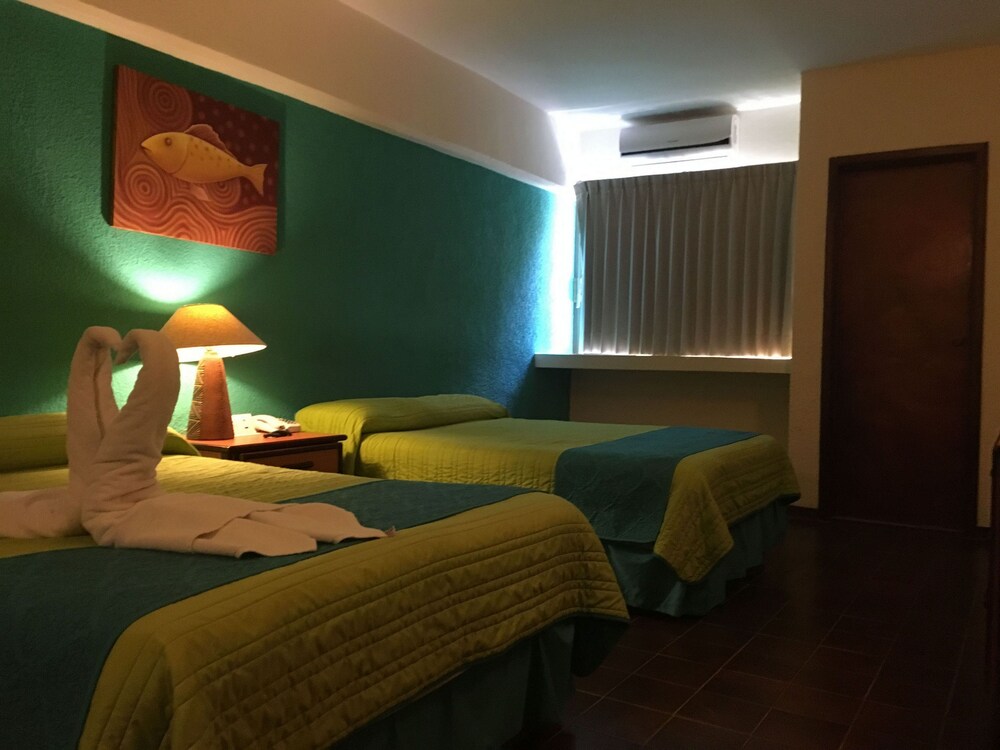 Room, Hotel Plaza Cozumel