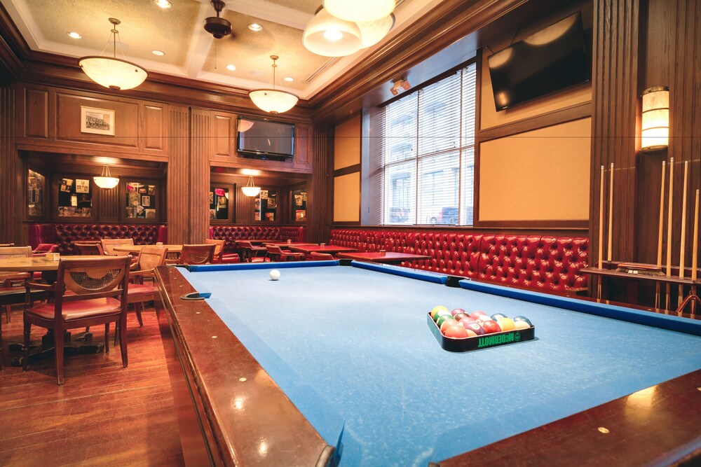 Sports Bar