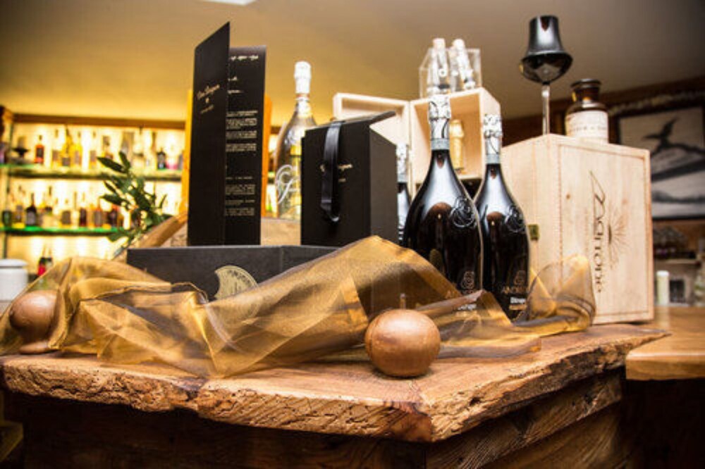 Hotel Bar