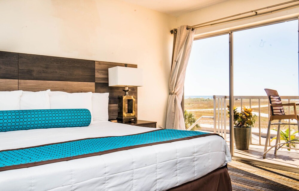 Beach/Ocean View