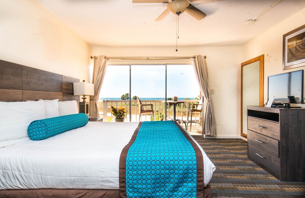 Beach/Ocean View