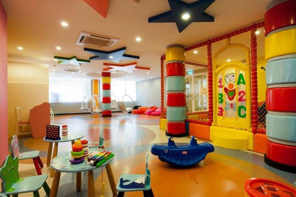 兒童遊樂區 - 室內