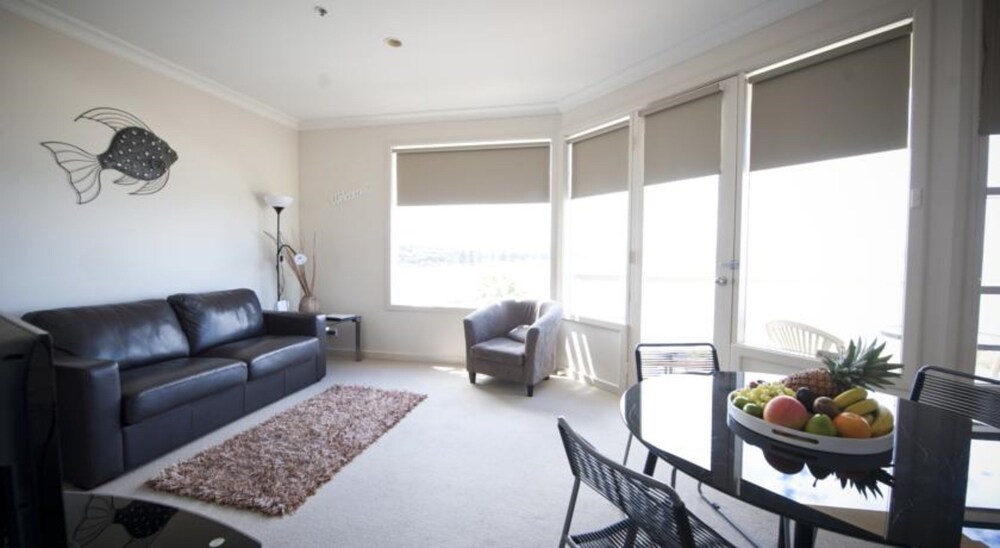 Studio, Ocean View - Living Area