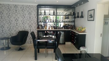 Hotel Lounge