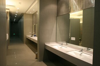 Steam Room