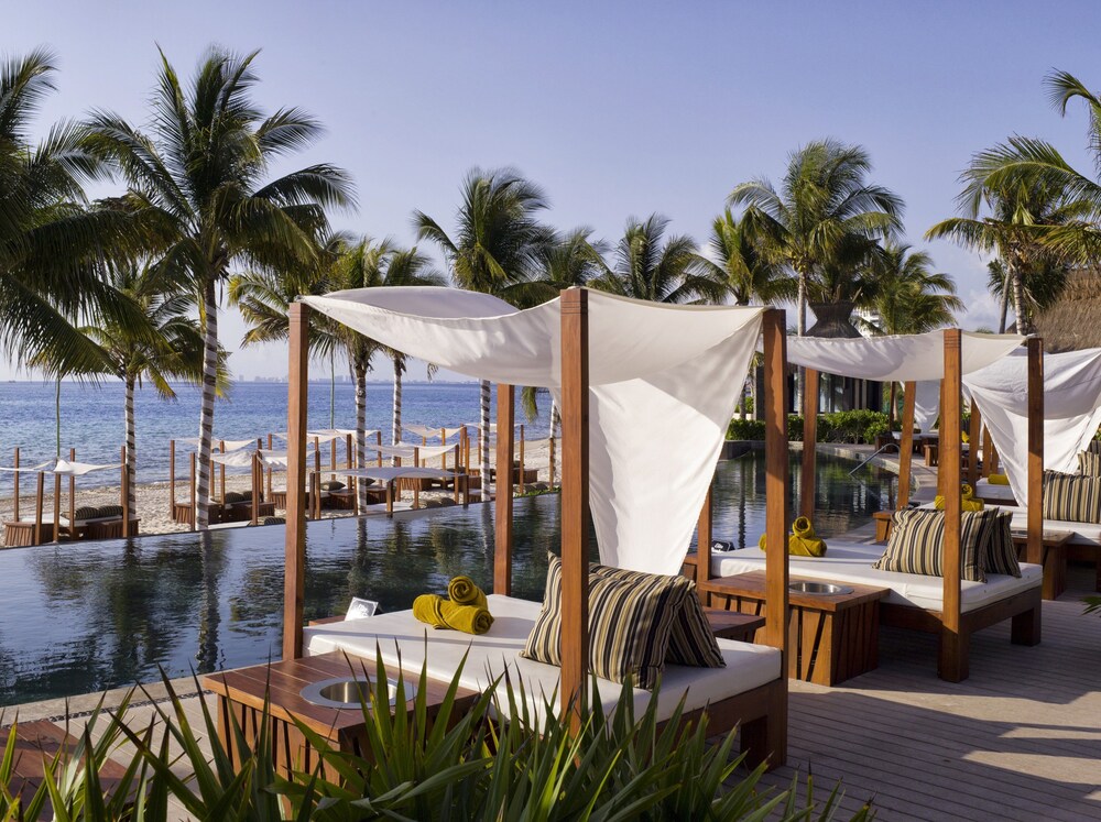 Infinity Pool