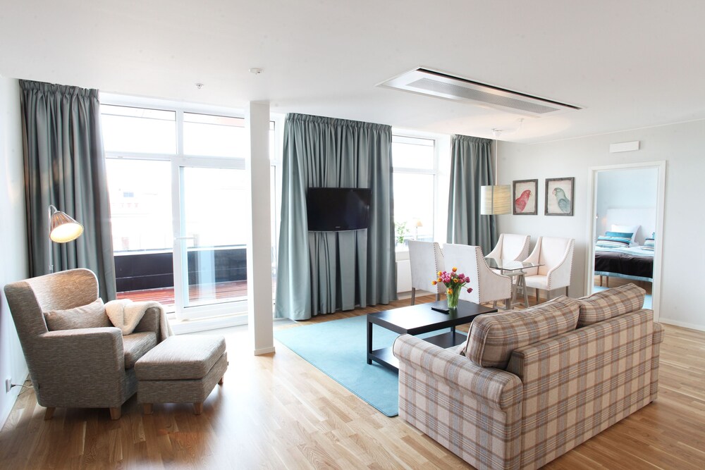 Standard Apartment, 1 Bedroom - Living Room