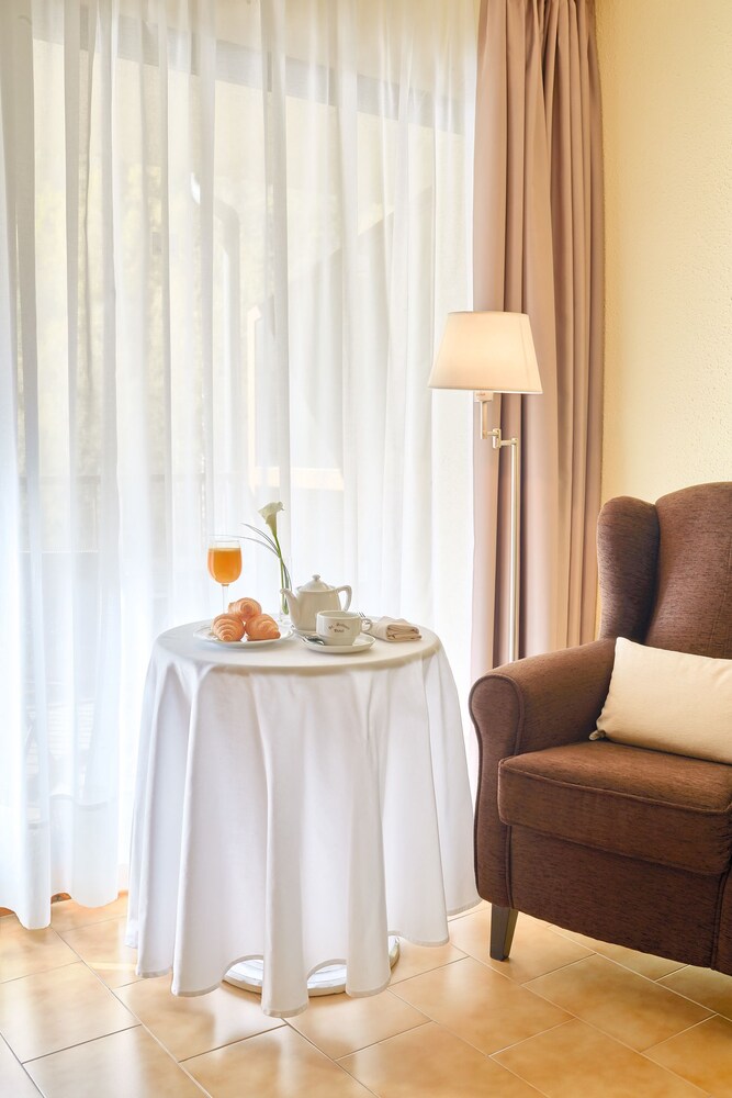 In-Room Amenity