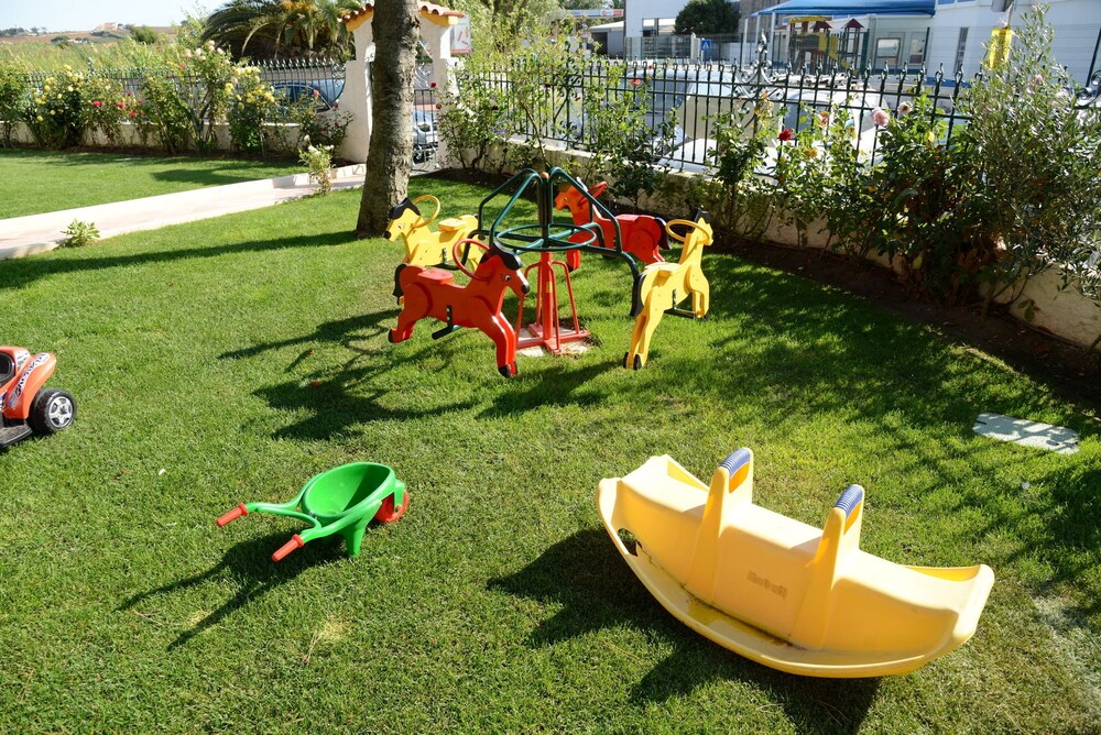 Childrens Play Area - Outdoor