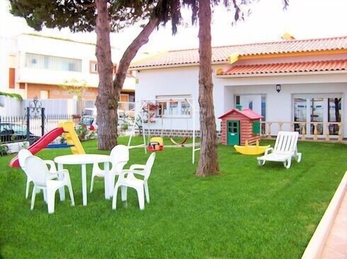 Childrens Play Area - Outdoor