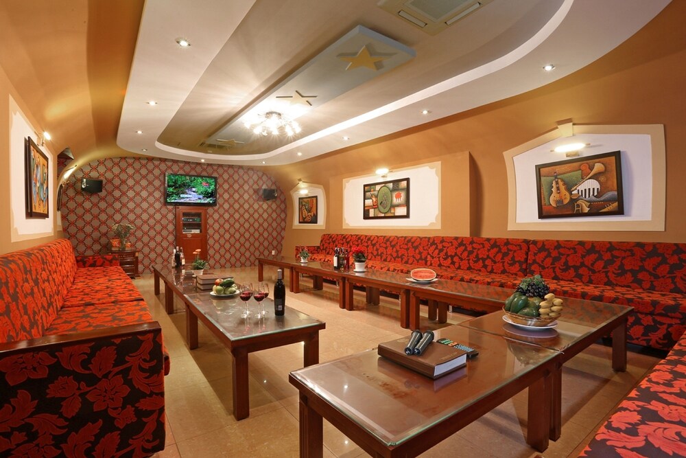 Hotel Bar