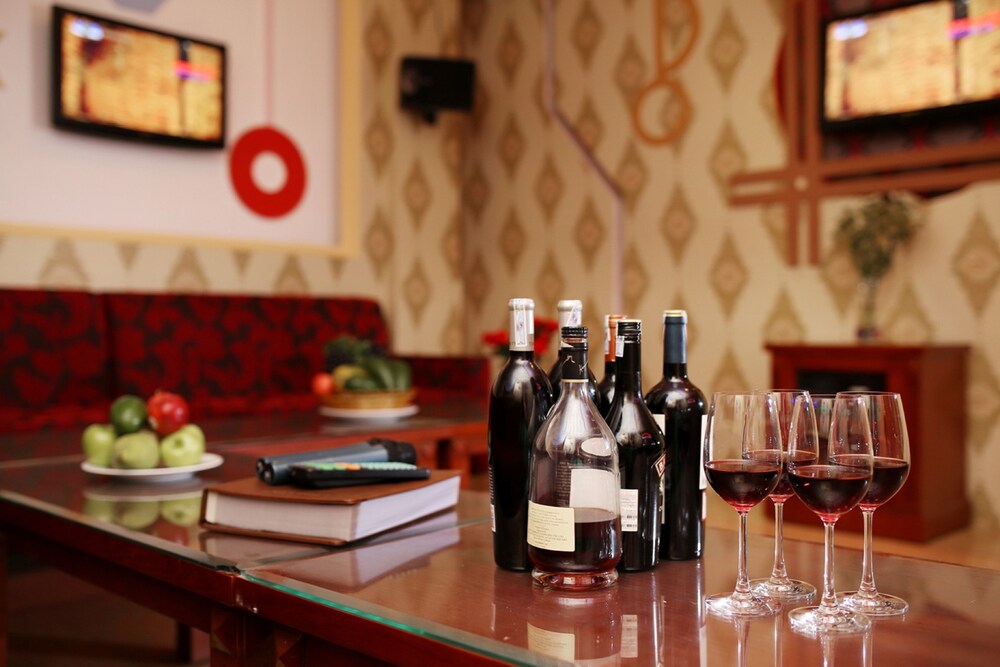 Hotel Bar