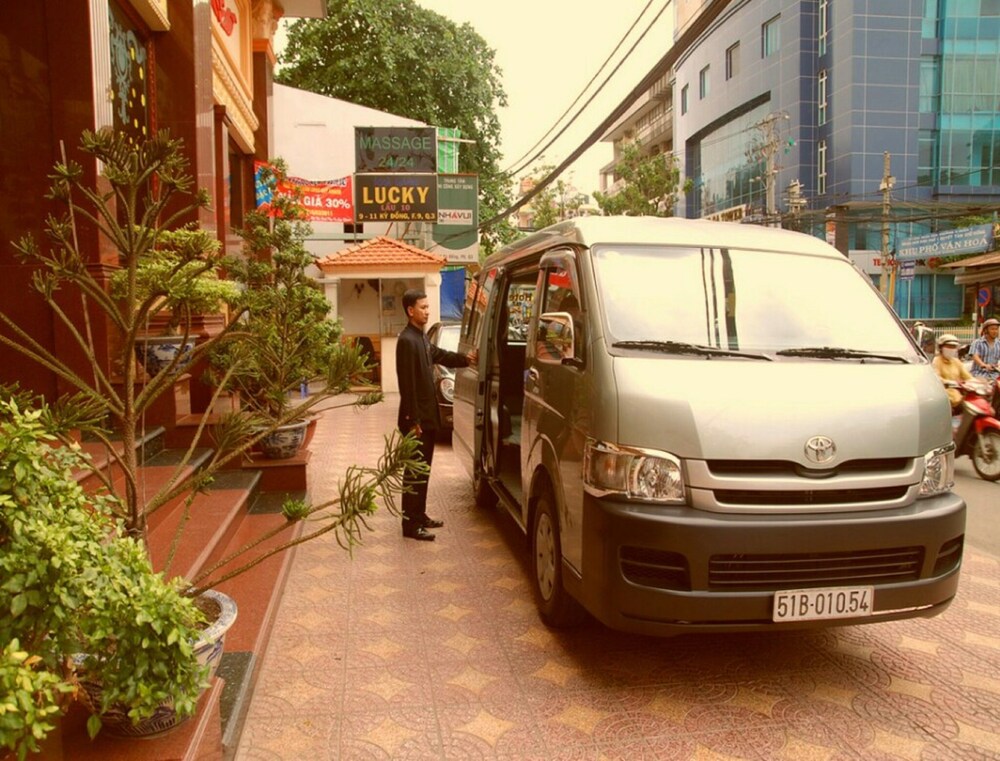 Airport Shuttle