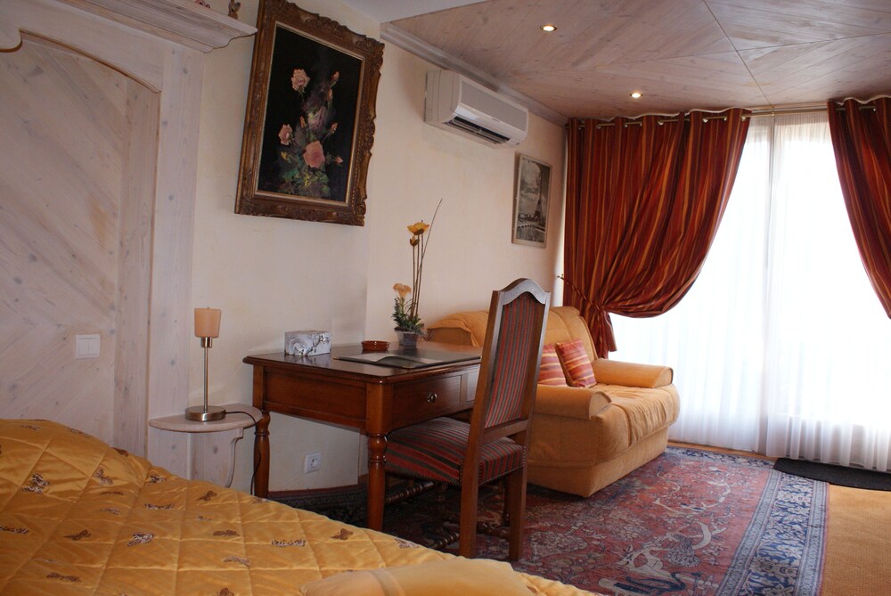 Guestroom