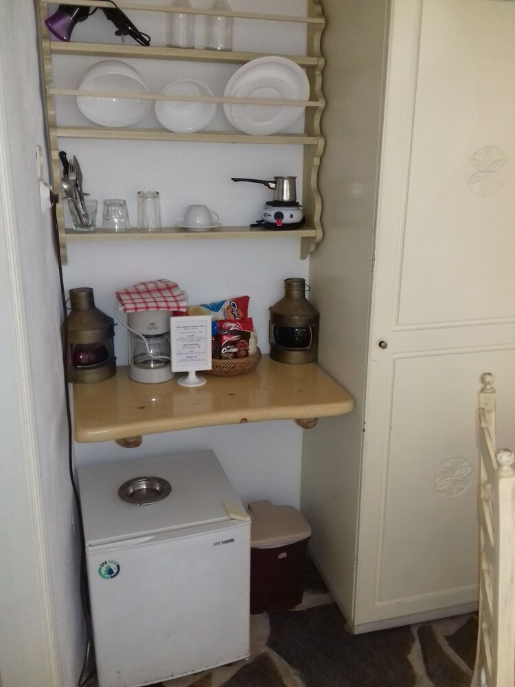 Economy Single Room - In-Room Amenity