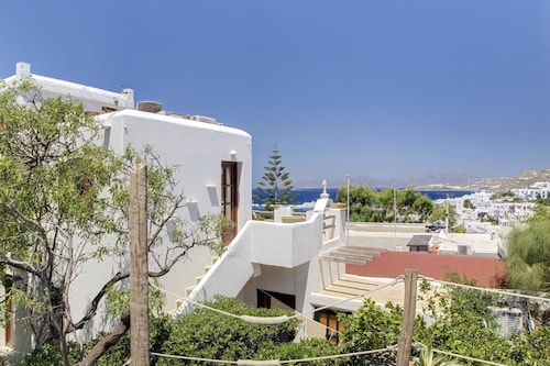 Rania Apartments