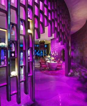 Hotel Bar