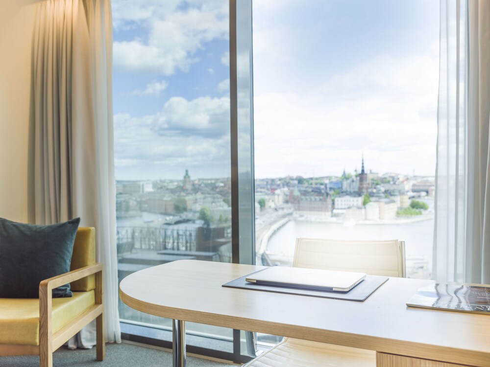 In-Room Business Center