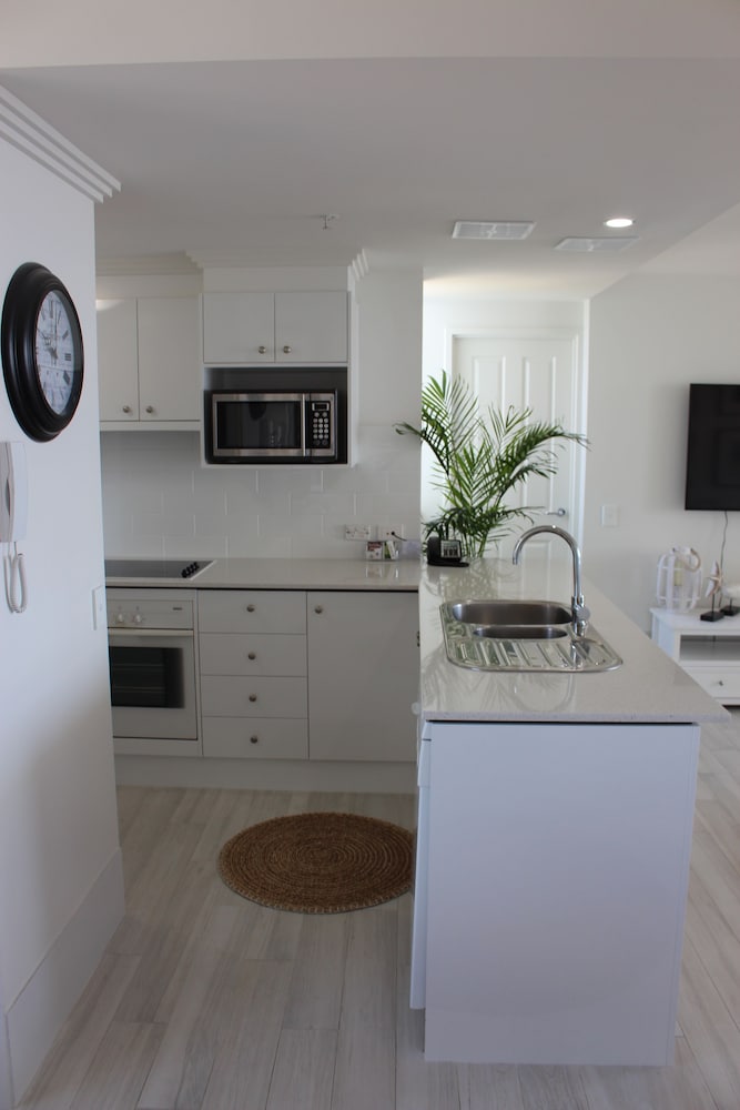 Executive Apartment, 1 Bedroom, Bay View - Private Kitchen
