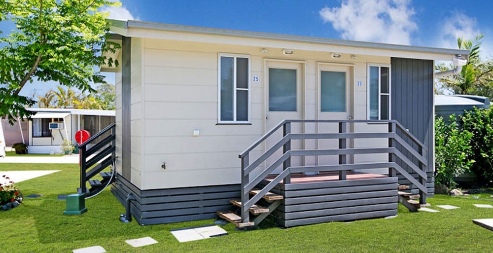 Powered Standard Ensuite Camping Site - No bedding provided, bring your own Tent, Caravan etc - Room