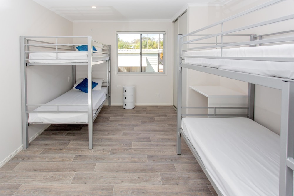 3 Bedroom Retreat - Room