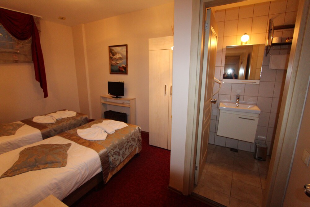 Guestroom