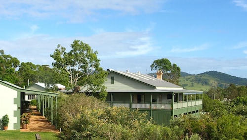 Amamoor Lodge