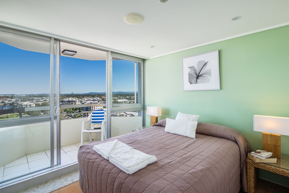 Panoramic Apartment, 3 Bedrooms, Ocean View - Guestroom View