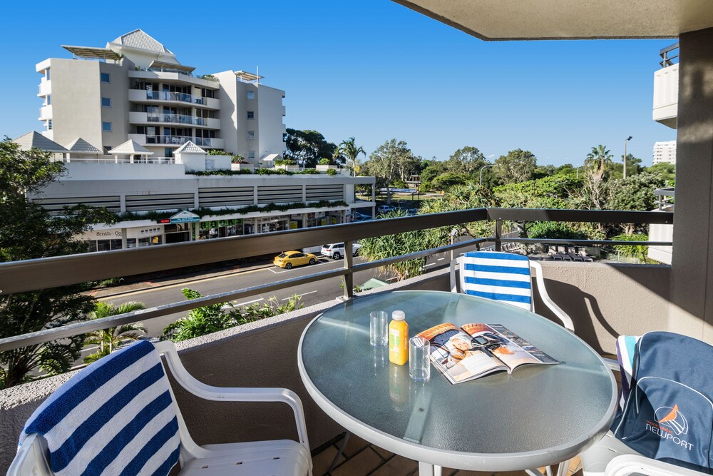 Three Bedroom Garden View - Balcony