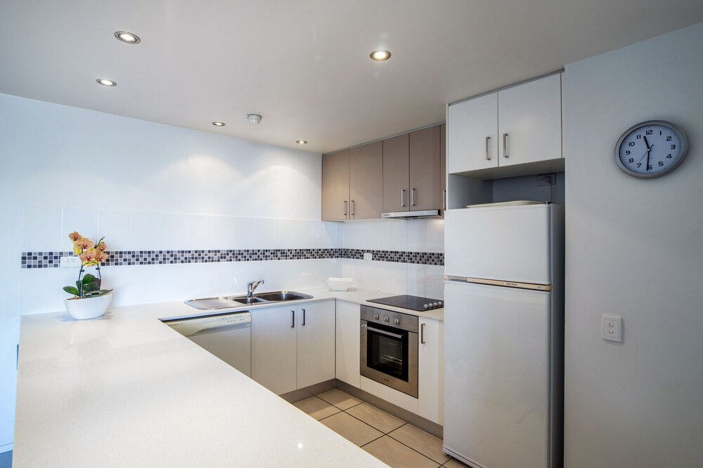 Two Bedroom Garden View - In-Room Kitchen