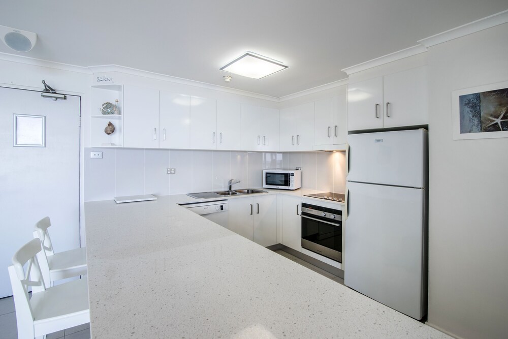 Two Bedroom Ocean View - In-Room Kitchen