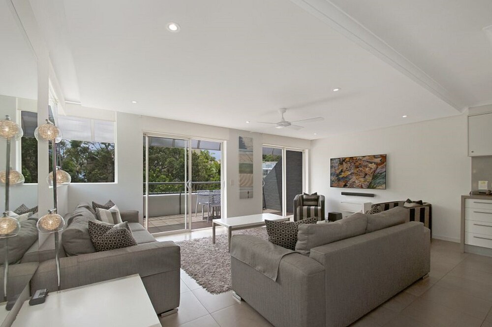 Penthouse, 3 Bedrooms - Living Area