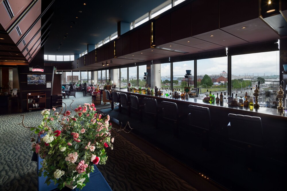 Hotel Bar