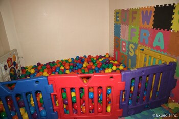 Childrens Play Area - Indoor