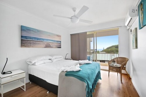 2 Bedroom Deluxe Unit - Guestroom