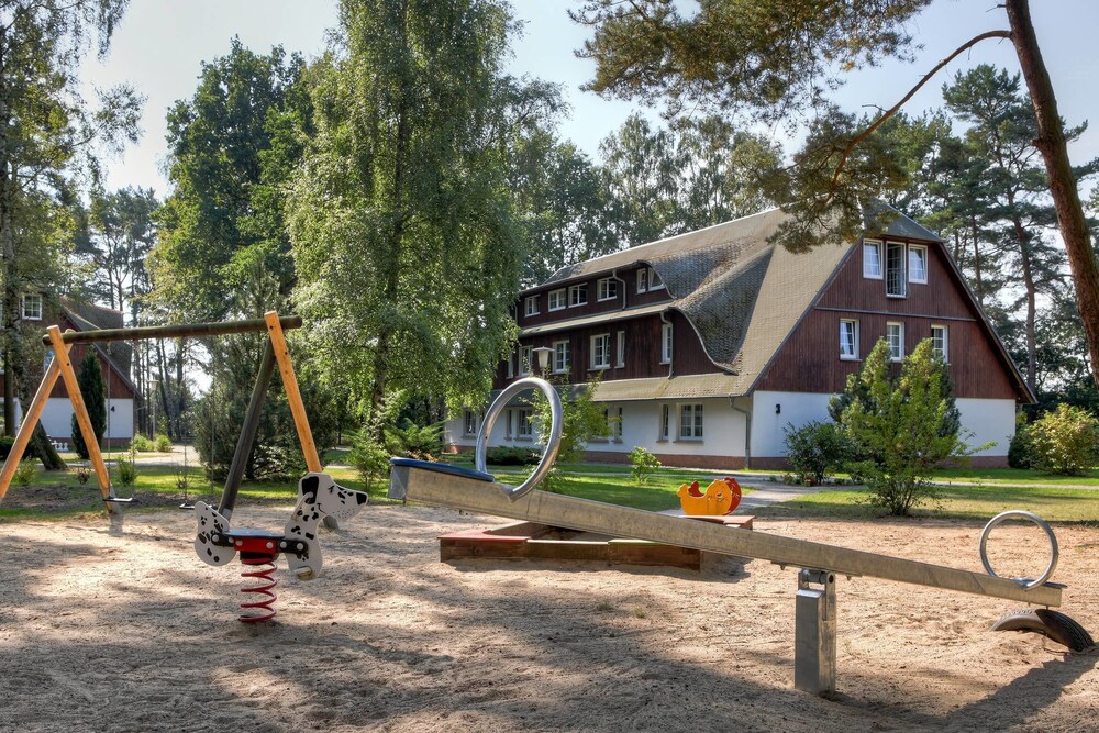 Außen-Kinderspielplatz