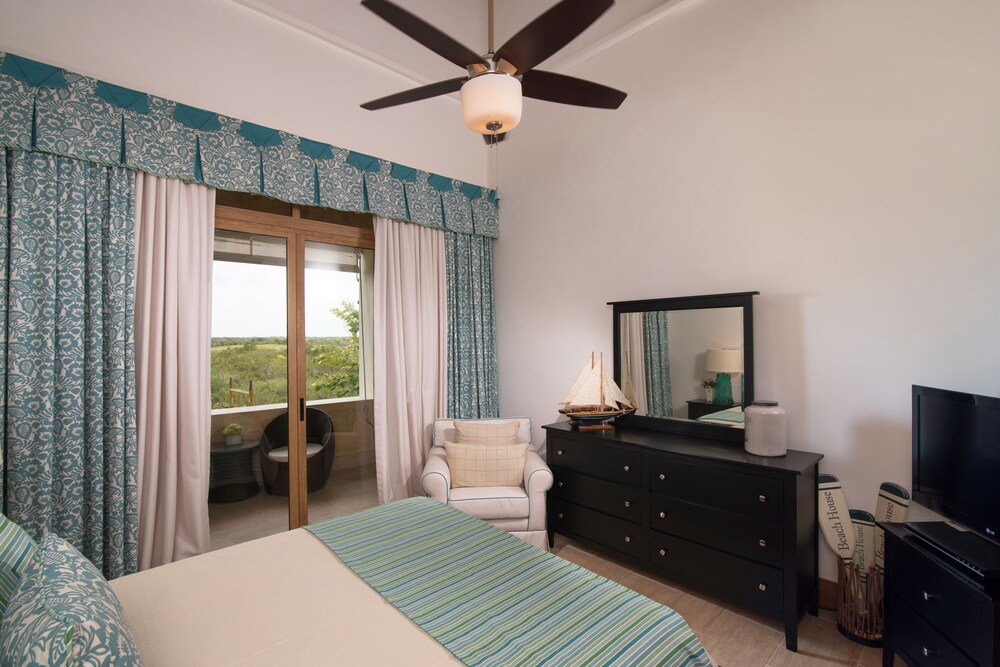 Two Bedroom Junior Deluxe - Welcome Continental Breakfast Kit at arrival - Guestroom
