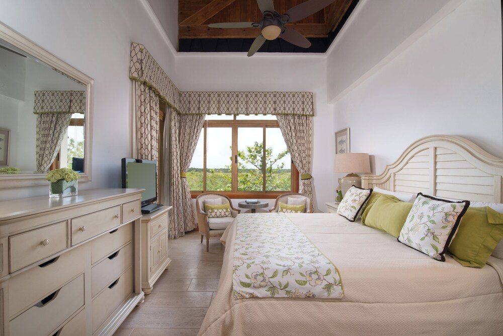 Two Bedroom Junior Deluxe - Welcome Continental Breakfast Kit at arrival - Guestroom