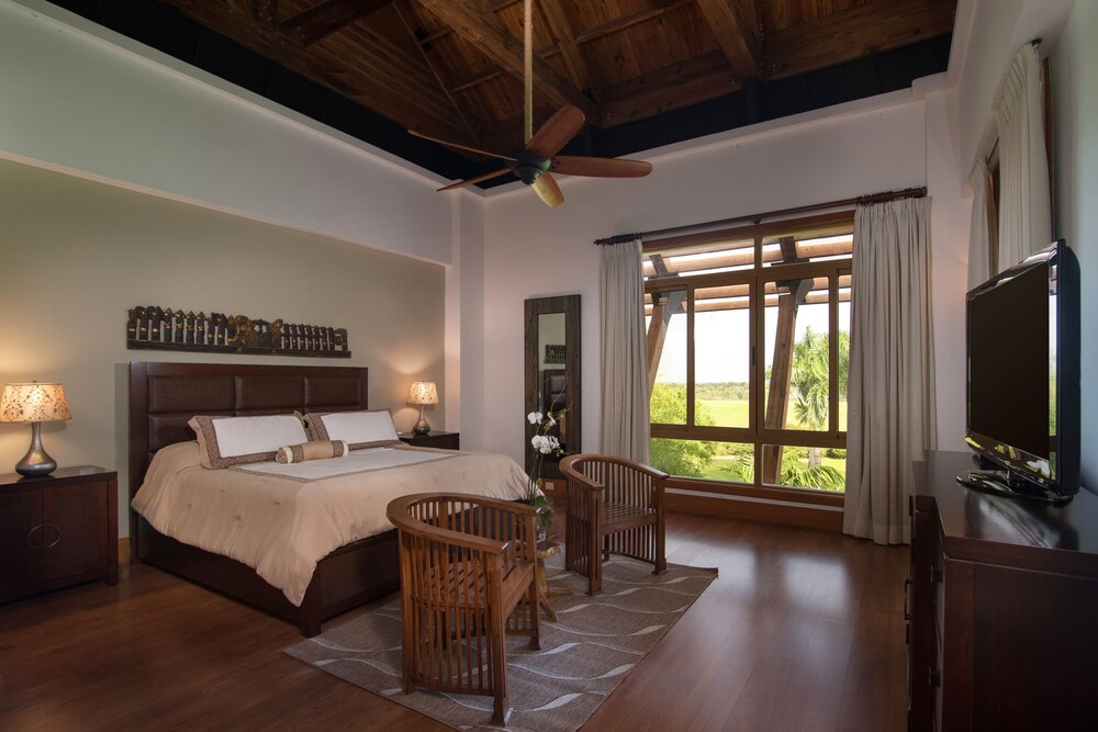 Luxury Apartment, 3 Bedrooms - Welcome Continental Breakfast Kit at arrival - Guestroom