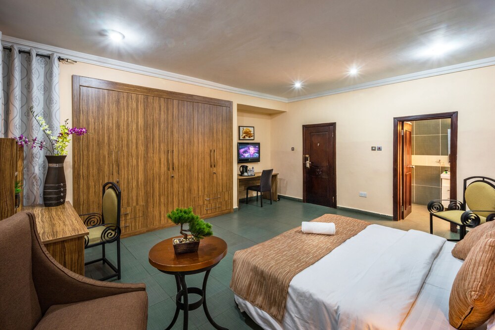 Guestroom