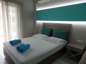 Ouzas Hotel