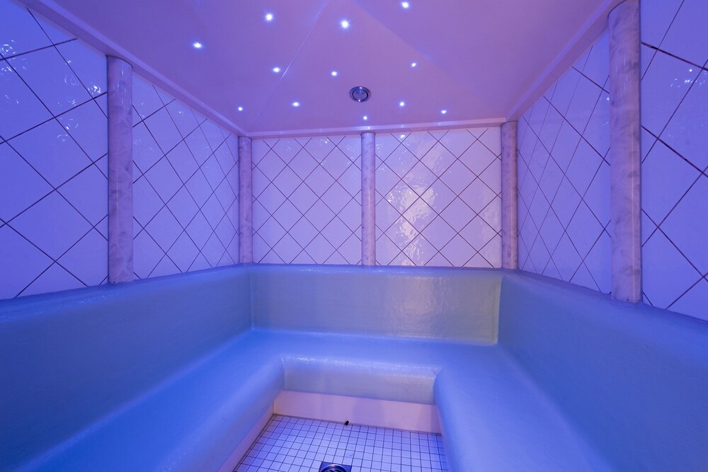 Steam Room