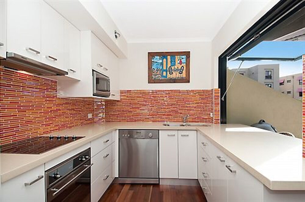 2 Bedroom Apartment - In-Room Kitchen