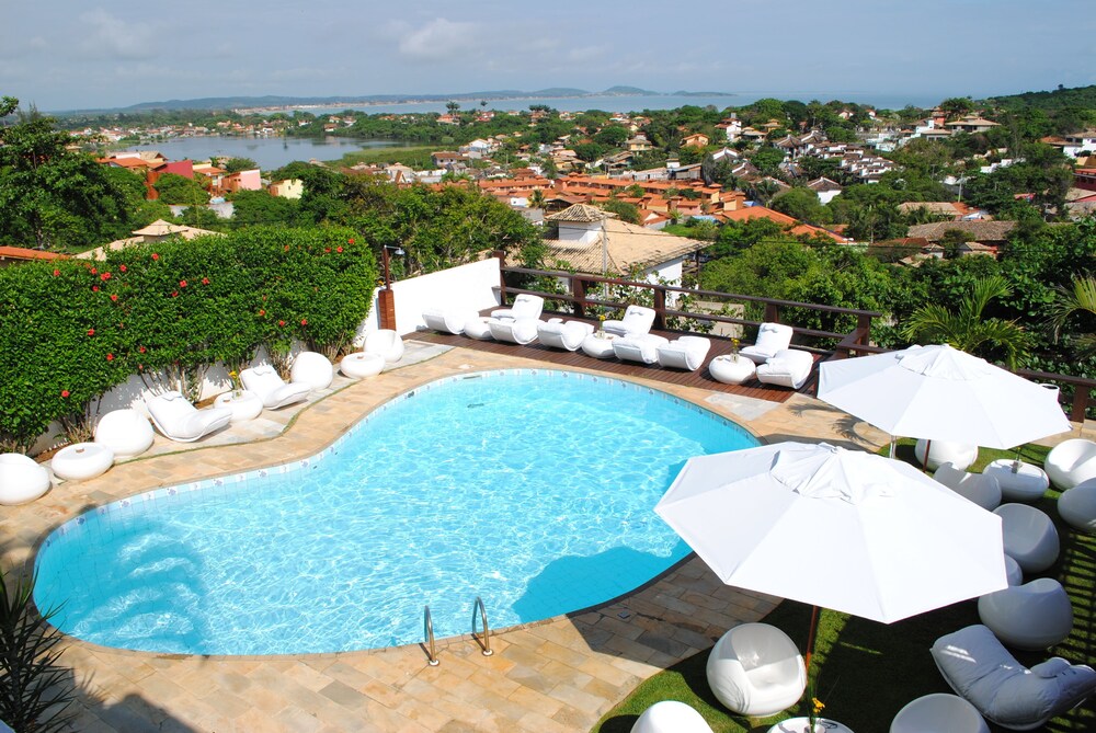 Poolside Bar