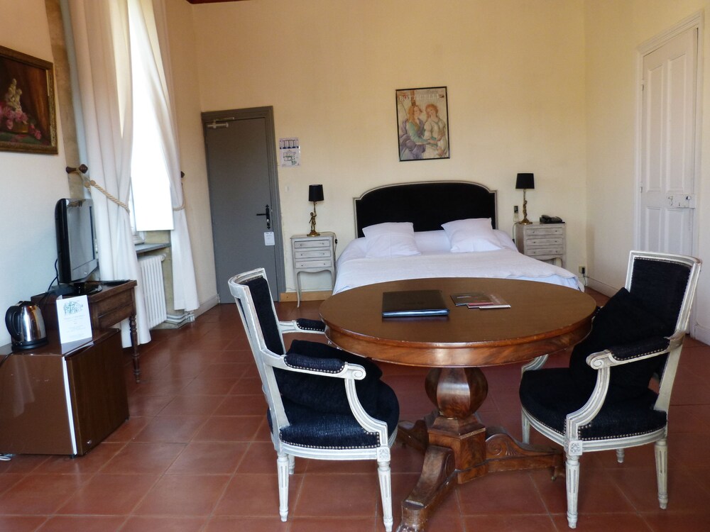 Guestroom