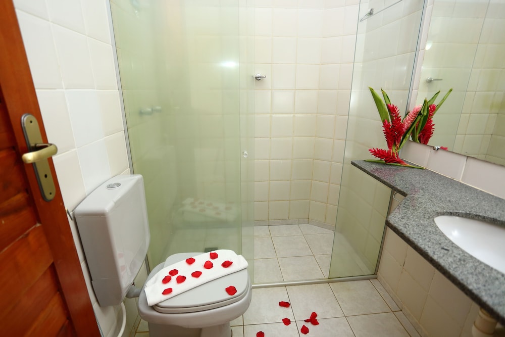 Standard Room - Bathroom