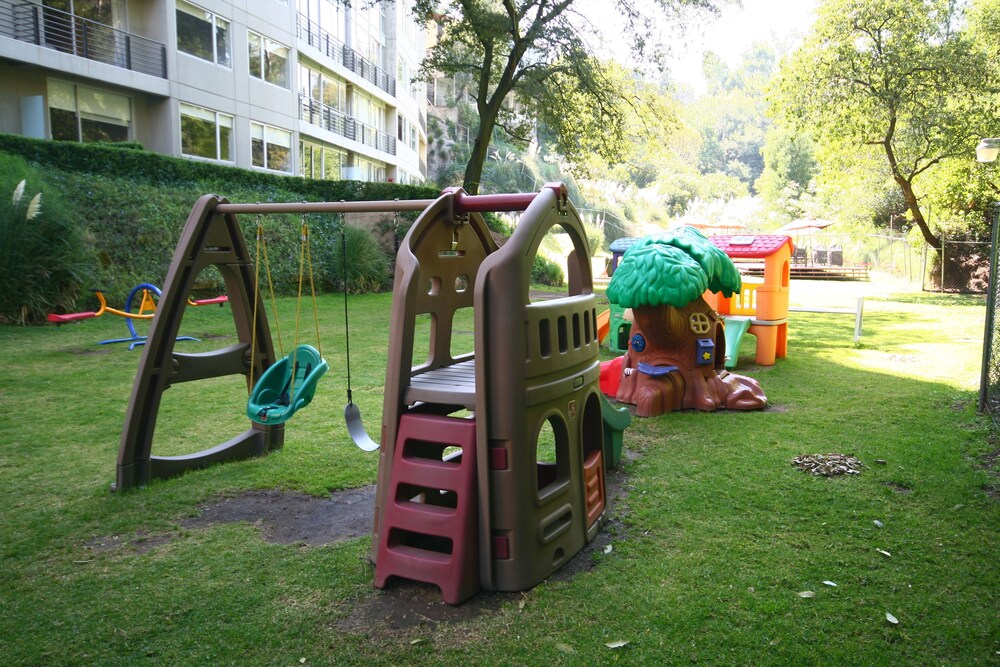 Childrens Play Area - Outdoor