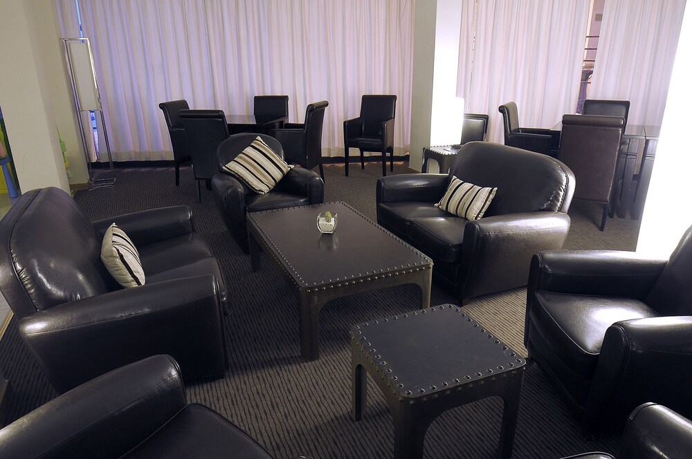 Hotel Lounge