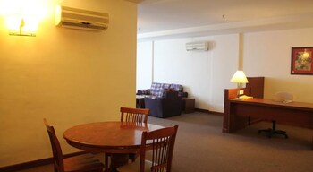 In-Room Kitchenette