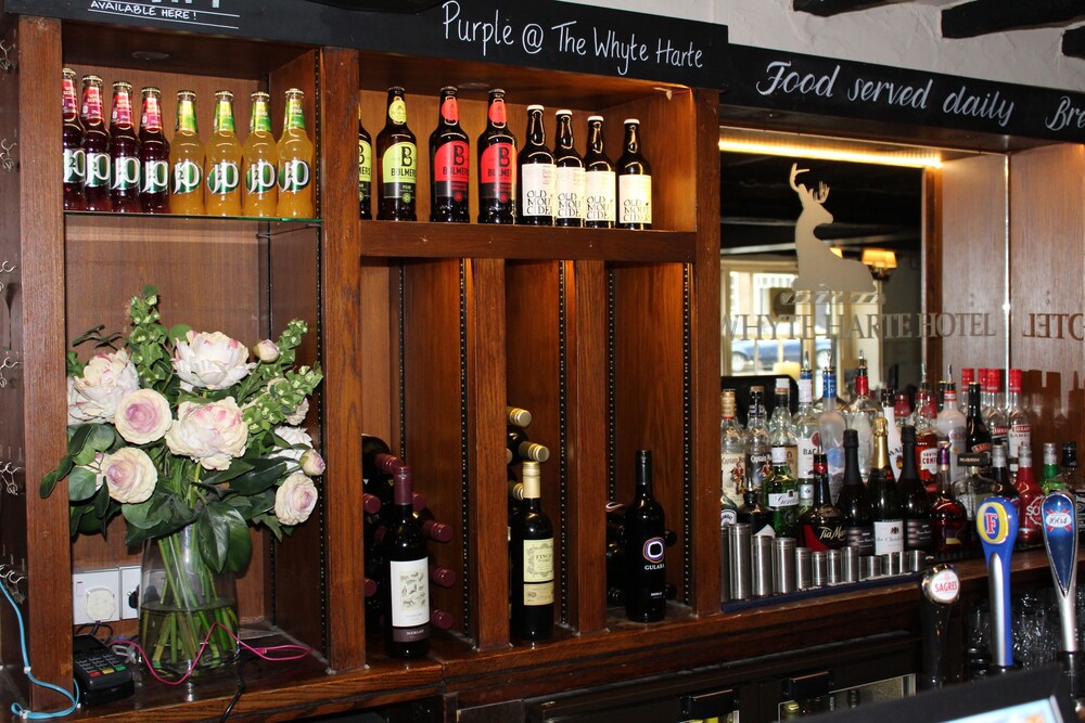 Hotel Bar